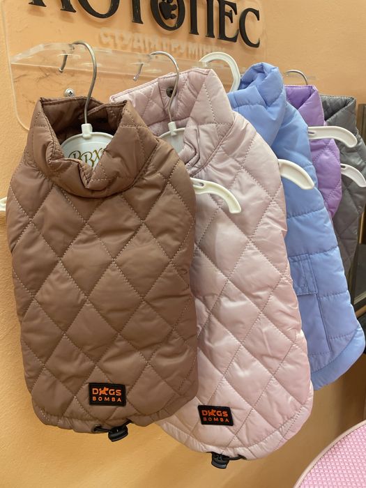 Одяг для тварин , жилетки , комбінезон