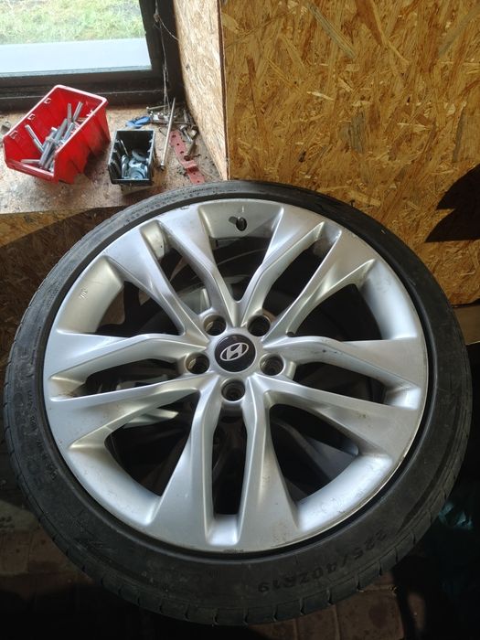 19 5x114,3 Hyundai orginalne