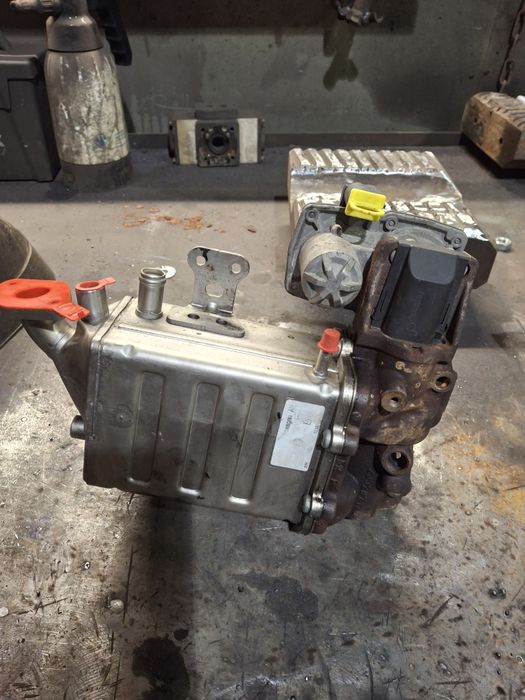 Kompletny EGR vw Crafter 2020