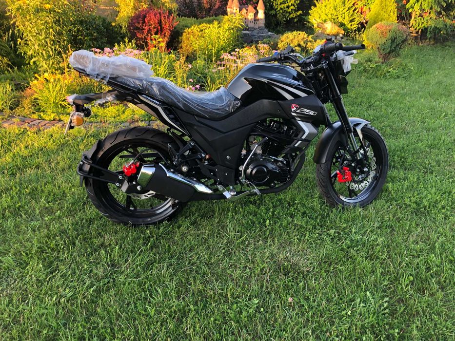 Продаю новий мотоцикл СпаркSp250R-33,кпп-6ступенів,масляне охолодження