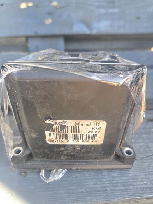 Блок ABS BMW E39 E38 DSC Bosch 001  002 067
