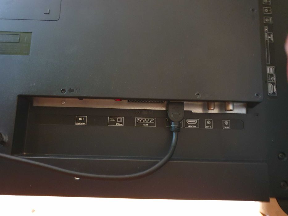 Telewizor LED 40" - SHARP Aquos LC-40FG3242E + pilot