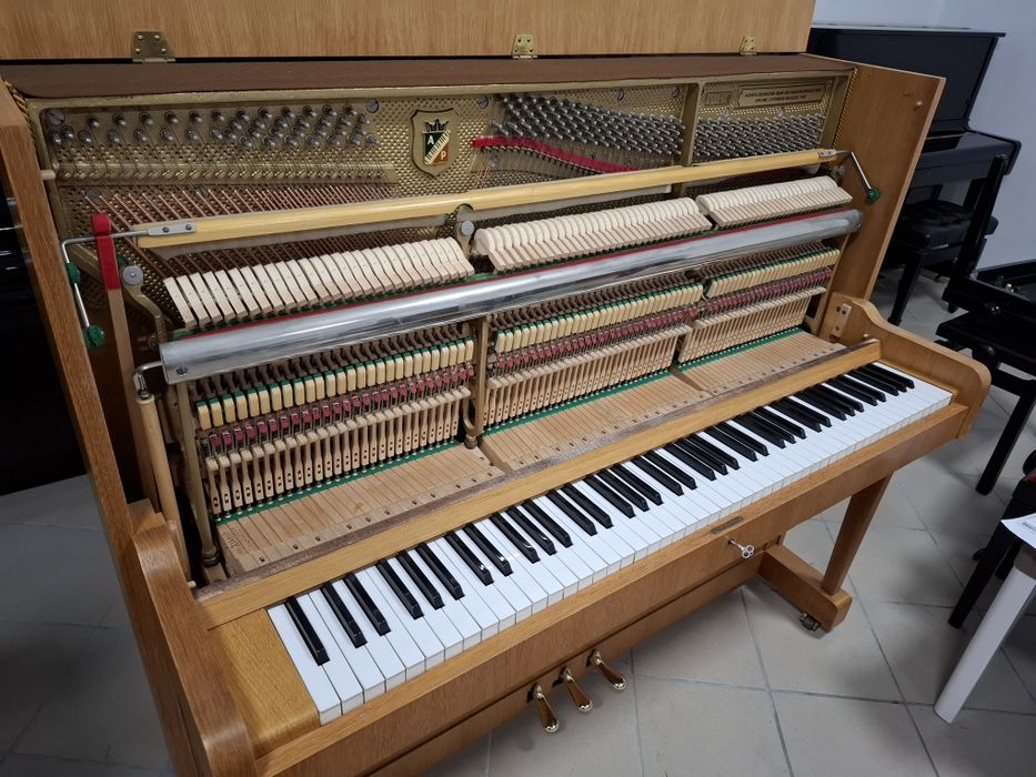 Pianino Petrof  125cm koncertowe stan  bdb