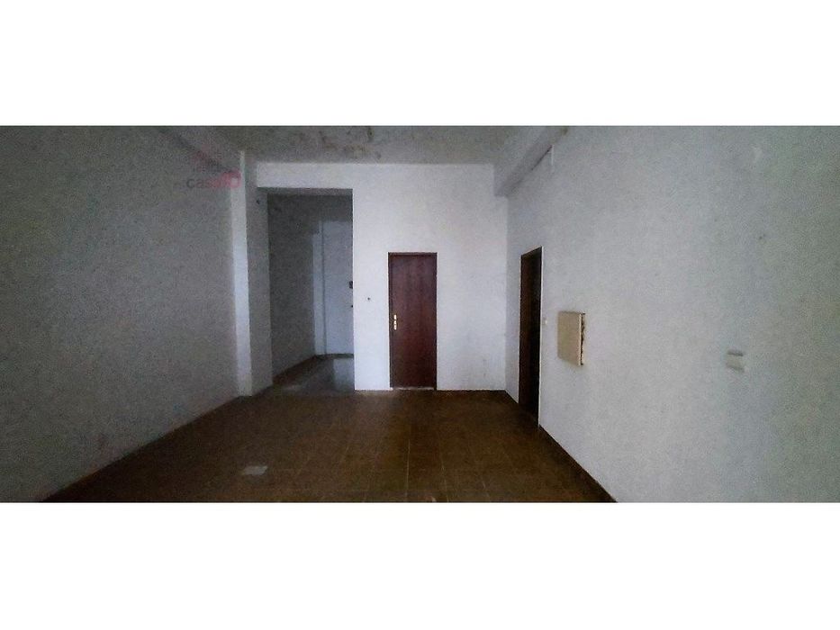 Vende-se Espaço Comercial - Barreiro
