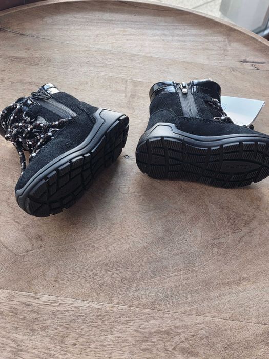 Nowe buty niemowlęce Bartek roz. 21