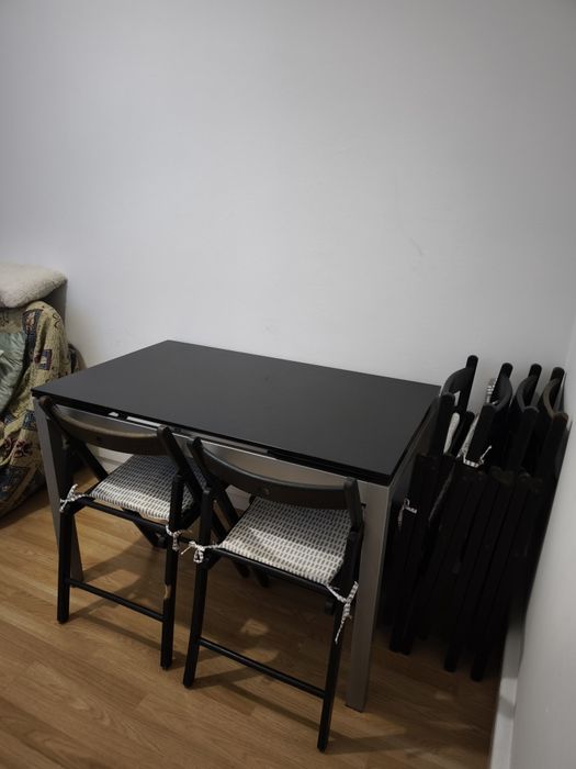 Mesa de refeição em vidro