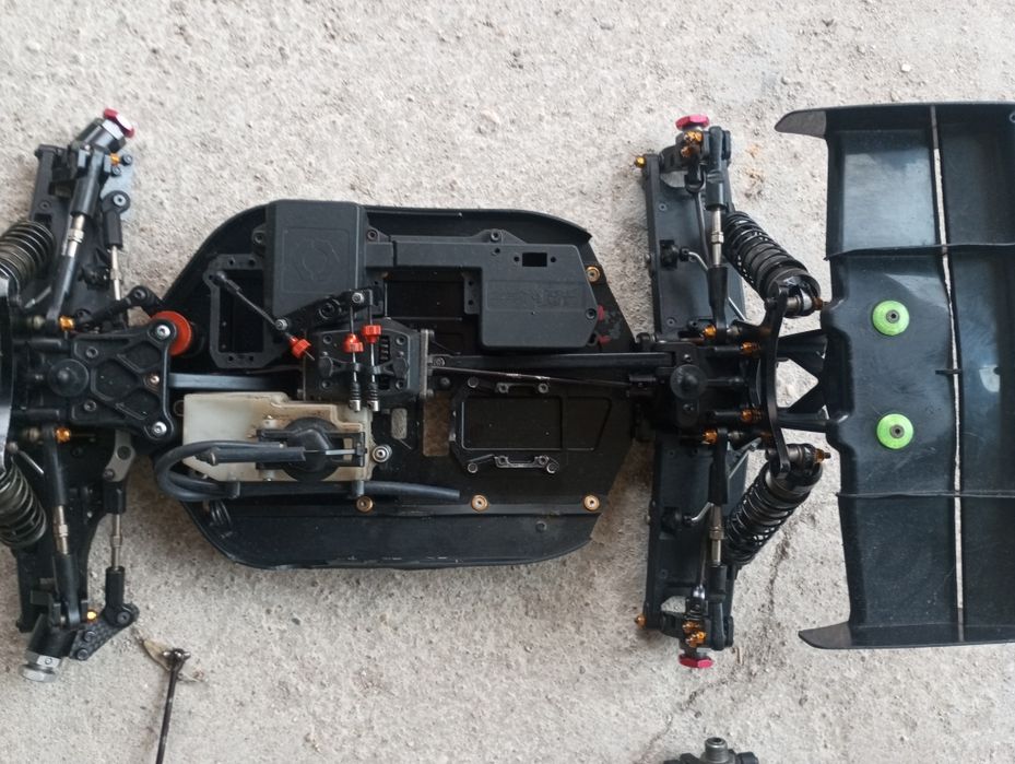 Vendo buggy HB d819 rs 1/8
