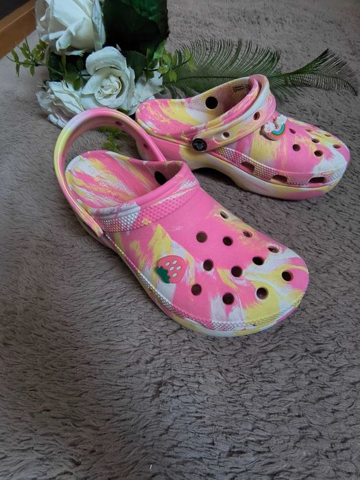 Crocs na platformie rozm.38
