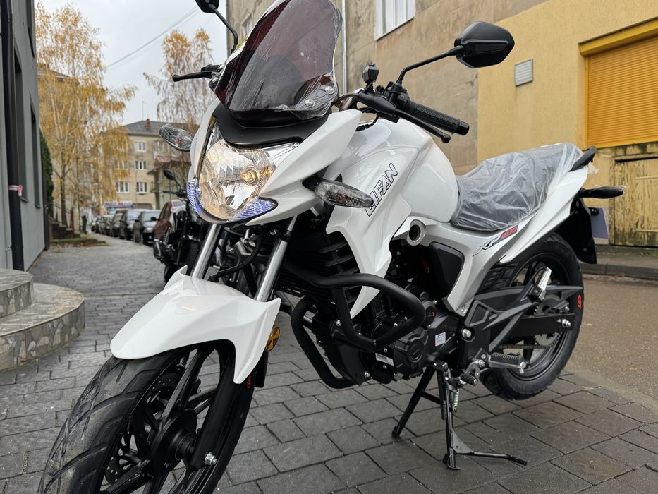 Мотоцикл LIFAN KP200(IROKEZ 200 УВАГА-Оновлени МОТОР-Коробка РЕСТАЛІНГ