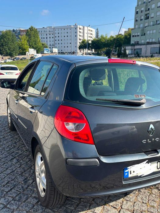 Renault Clio — fotografia 3