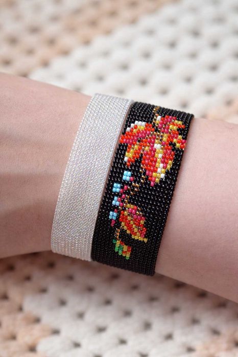 Браслети з бісеру ручної роботи | Обмін на цікаві варіанти