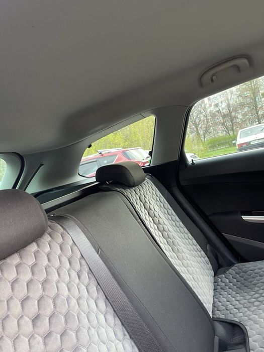 Продам opel astra J