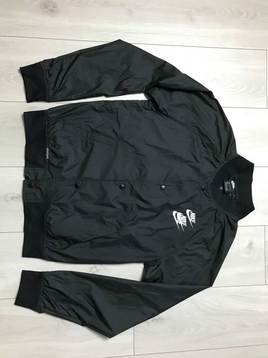 NIKE r.S orygialna kurtka wiosenna męska stan BDB jak nowa