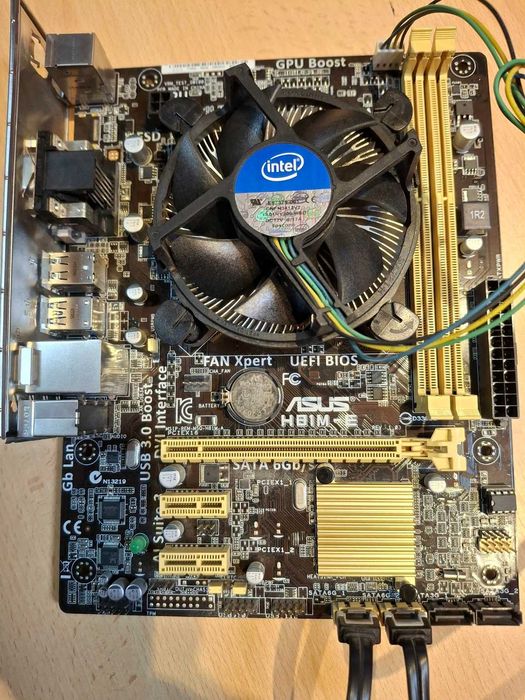 ASUS H81M-E+ Intel Pentium G3220