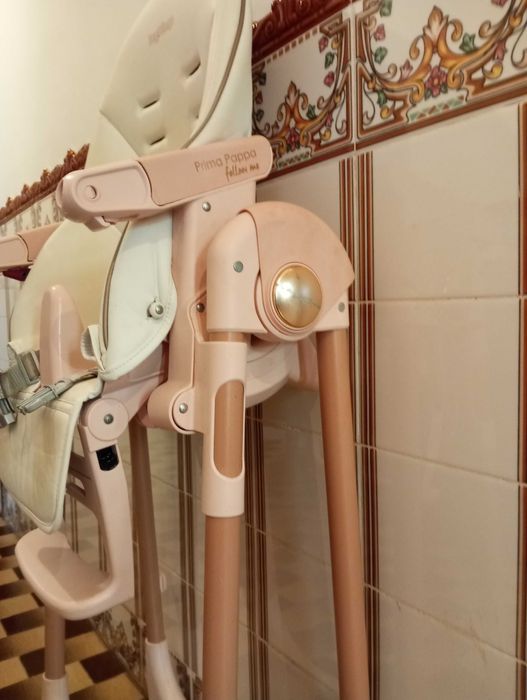 Cadeira de refeição bebé