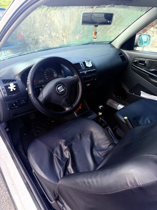 SEAT Ibiza em ótimo estado económico, Pronto a circular Excelente