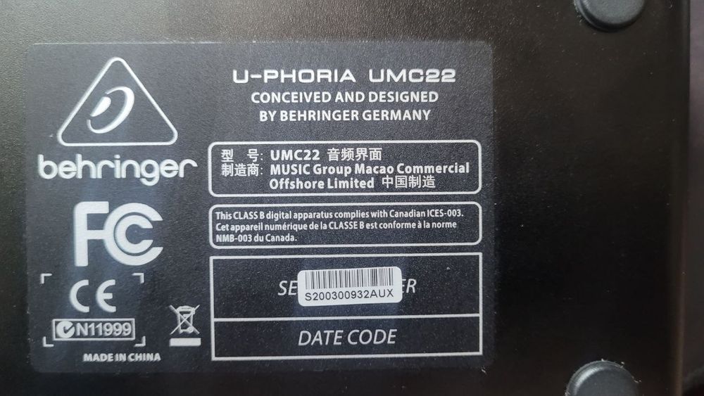 Звуковая карта UMC22 Микрофон BM-800