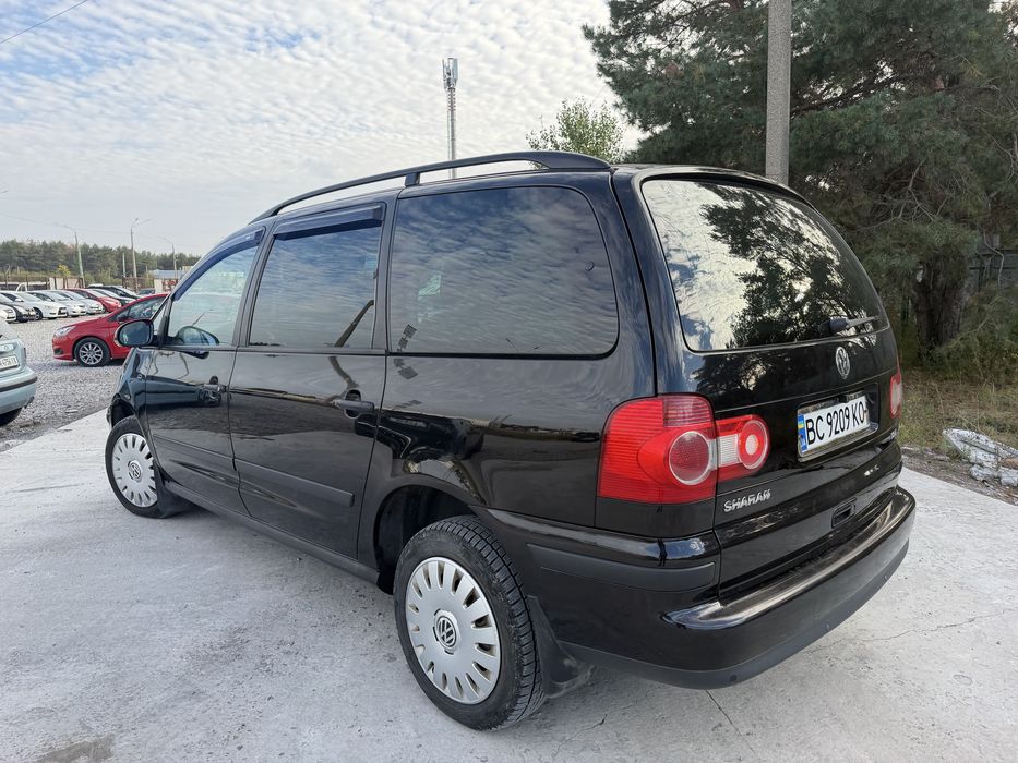 Volkswagen sharan 7 місць 1.8 бензин