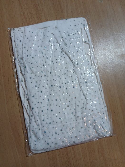 Bielizna damska nocna białą fosforescente body stocking