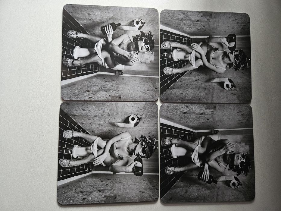 Подложки под тарелки.