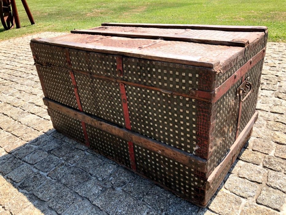 Bau Arca Mala Chapa Antiga