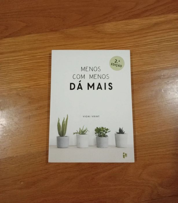 Menos com menos dá mais