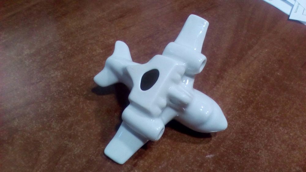 Керамическая статуэтка самолет.  П-во КЭКХЗ.