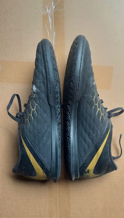 Buty sportowe Nike rozm 42 Turfy Halówki