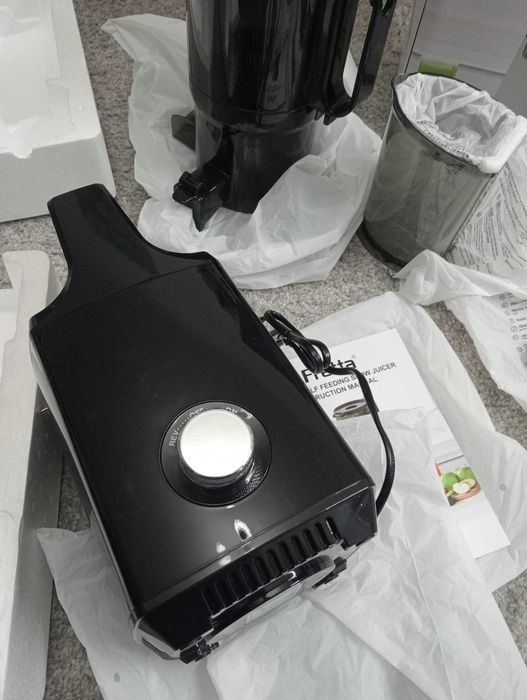 Extrator de Sumo a Frio Fretta Booster F6000 – Cold Press Juicer(Nova)