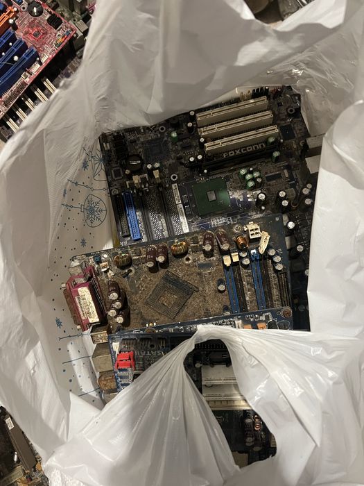 Продам радіодеталі