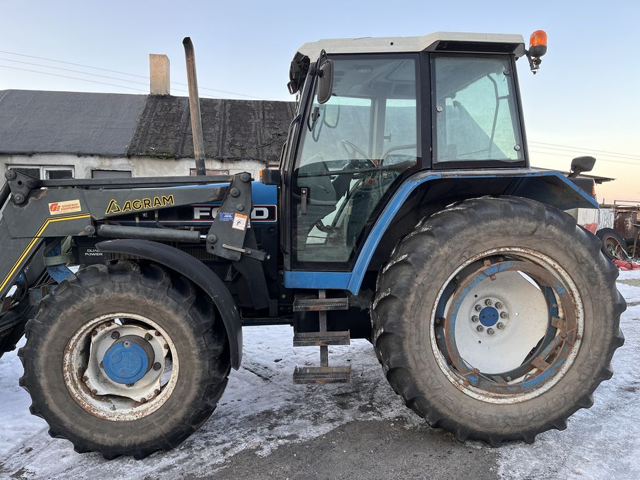 Ford NewHolland 7740 z turem, 90km
