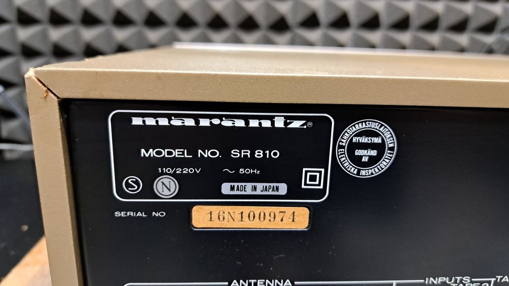 Amplituner Marantz  SR-810