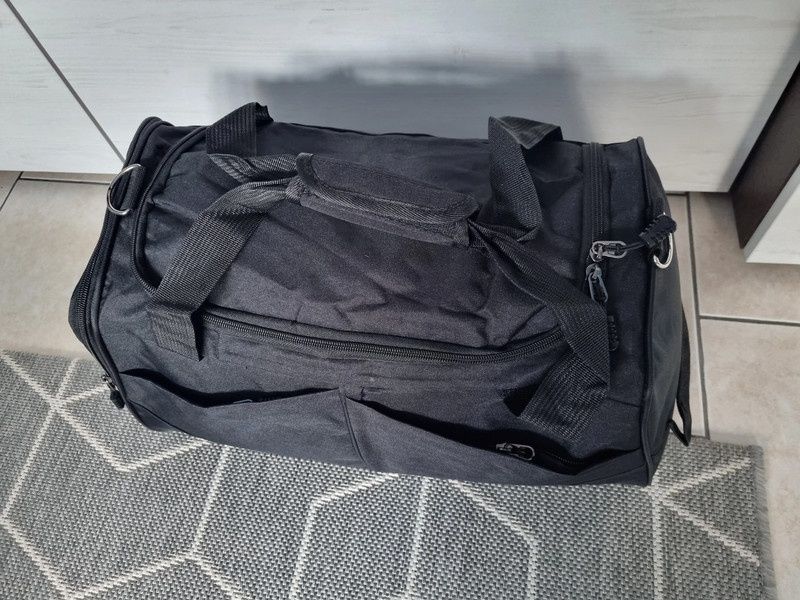 Torba na siłownię, basen, bagaż podręczny