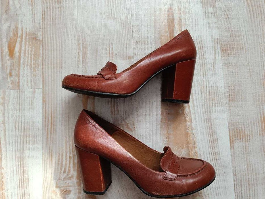 Стильні туфлі на широких підборах Vagabond 39-40р.