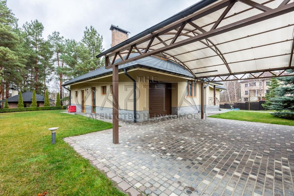 Пропонується в оренду двоповерховий затишний будинок в Гореничах 250м2