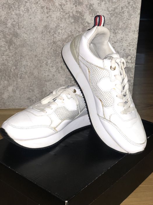 Кроссовки Tommy Filfiger 37,5