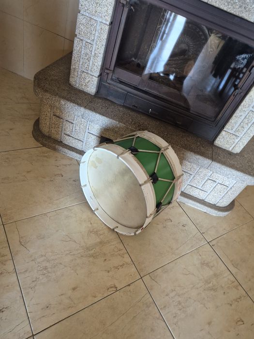Bombo  41 diâmetro 27,5 altura