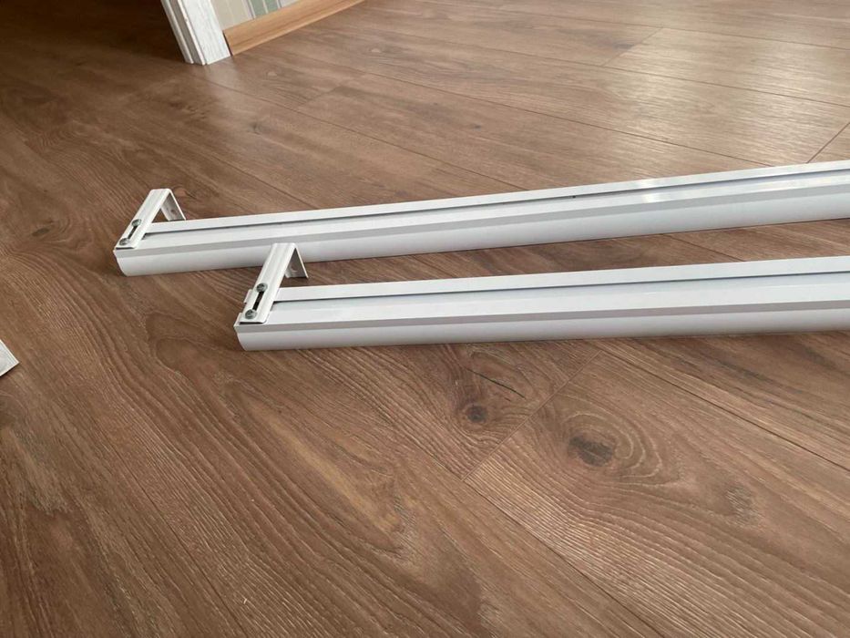 Продам потолочный карниз 1,49 м — дешево!