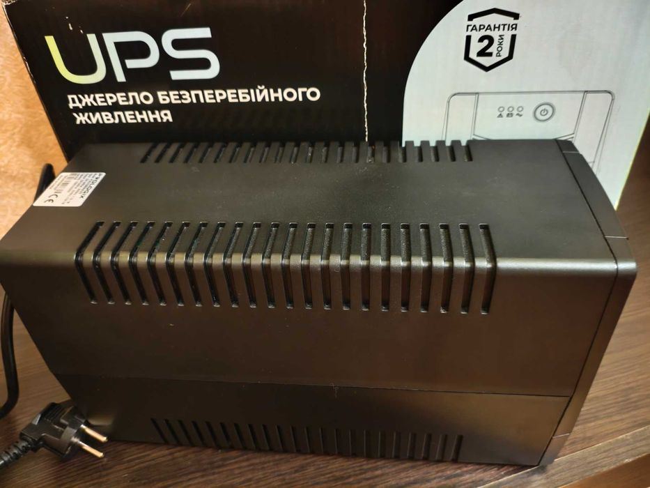 Новые ИБП, УПС UPS Prologix plpu1500va4led plp850va8led plp600va2led