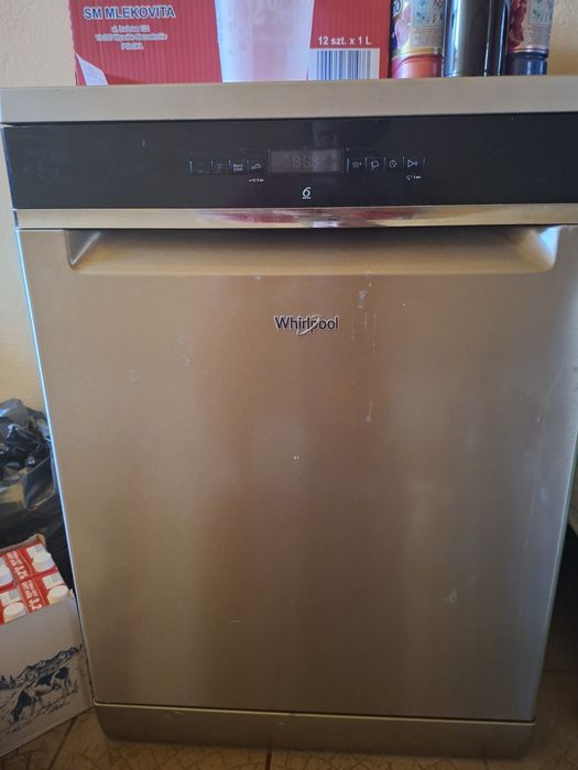 Sprzedam zmywarkę 60cm whirlpool używana  wolnostojąca