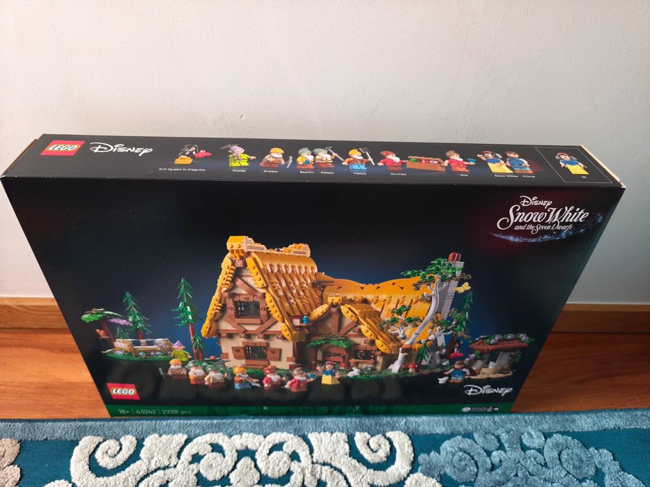 Lego Disney 43242 - Branca de Neve e os 7 anões