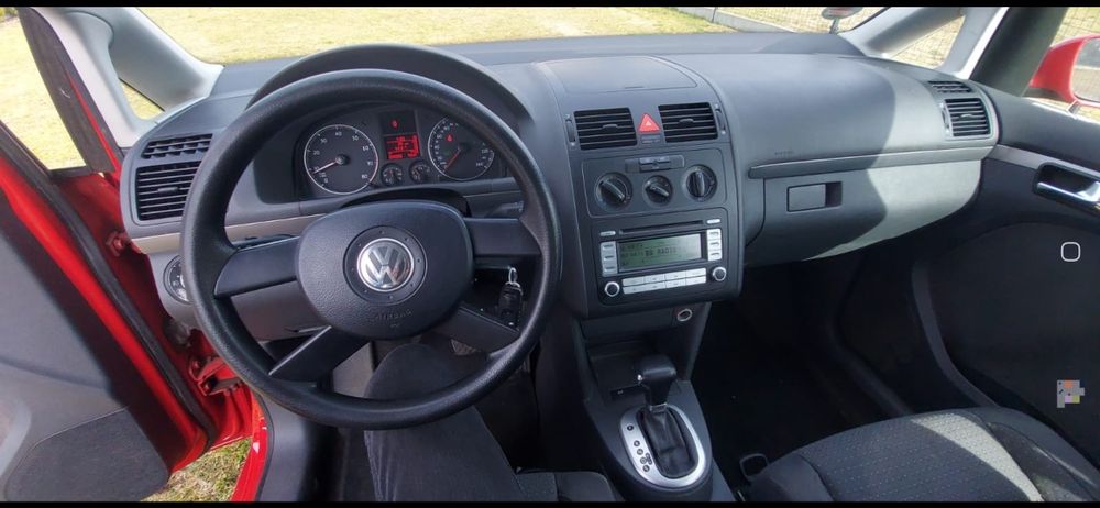 Touran 2.0 b 150km automat 2005r