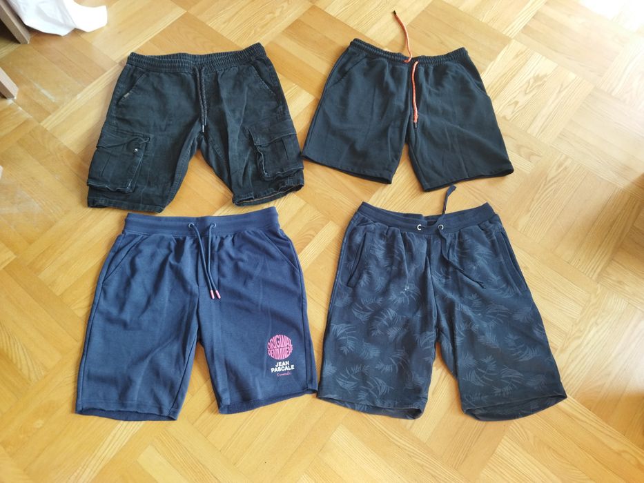 Spodenki krótkie M 4 sztuk za 40 zł