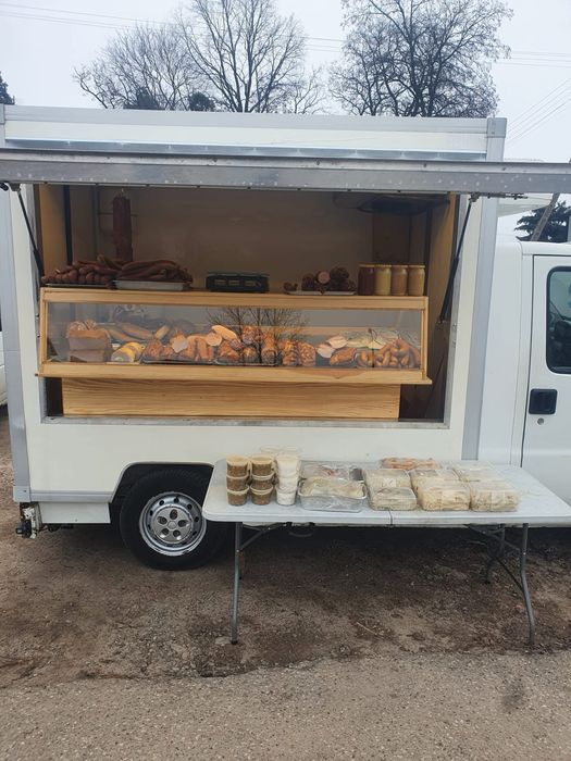 Swojskie wyroby  RODZINNA FIRMA wędliny pierogi ciasta WSZYSTKO DOMOWE