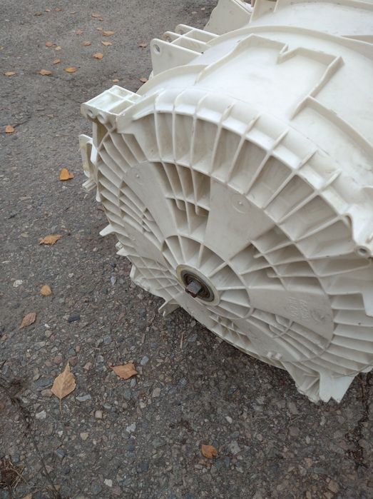 Бак стиральной машинки Аристон