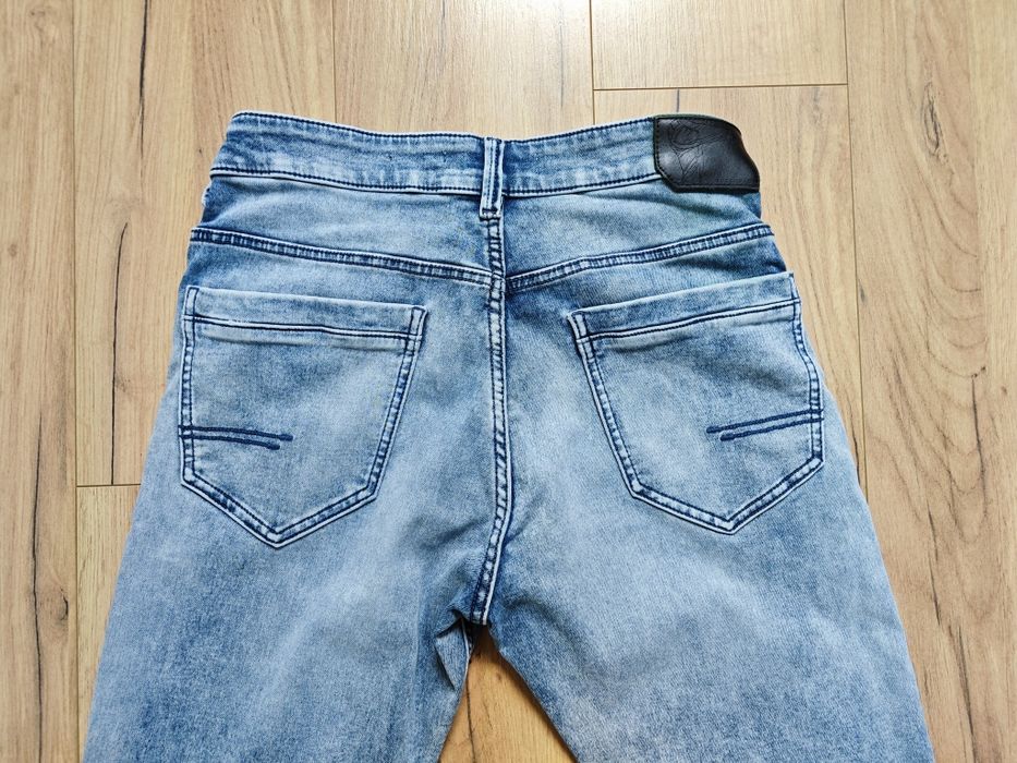 Spodnie Reserved 34/34 slim