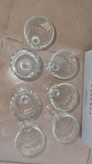 7 copos de vinho