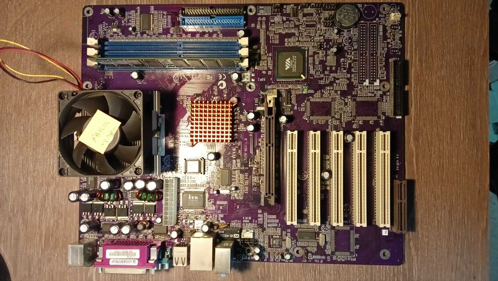 zestaw,płyta główna ECS L7VTA REV 1.0,athlon xp1800+, ddr400 256mb