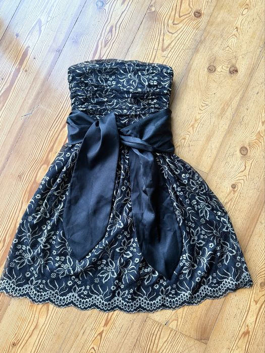 Vestido oreto de renda