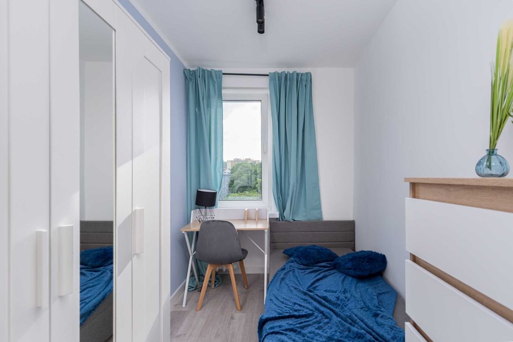 Wynajmę pokój, wolny od zaraz! I speak English;)